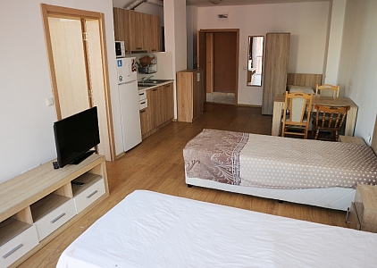 Geräumiges Apartment mit einem Schlafzimmer in Sunny View Central. Foto 2