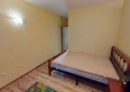 Недорогая трехкомнатная квартира рядом с Солнечным Берегом. Foto 4