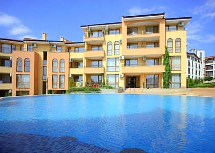 Трёхкомнатная меблированная квартира в Святом Власе. Фото 1 Трёхкомнатная меблированная квартира в Святом Власе. Фото 1