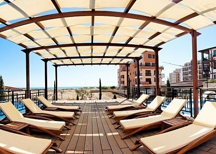 Квартира на первой линии в комплексе Роуз Гарденс Поморие. Photo 18