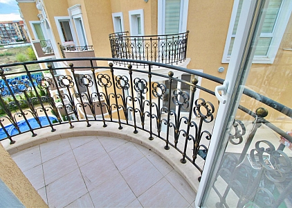 Роскошная двухуровневая квартира в Messembria Palace. Фото 5