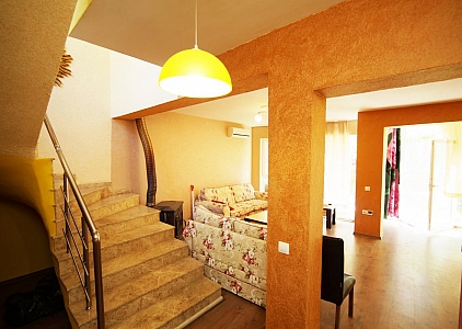 Прекрасный двухэтажный таунхаус в Святом Власе. Foto 16