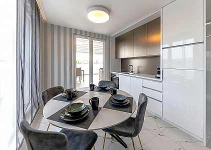 Новая квартира с большой террасой с раздвижной крышей в рассрочку. Фото 1