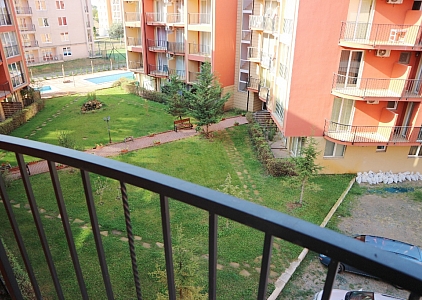 Geräumiges Apartment mit einem Schlafzimmer in Sunny View Central. Foto 7