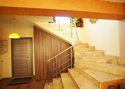 Прекрасный двухэтажный таунхаус в Святом Власе. Foto 6