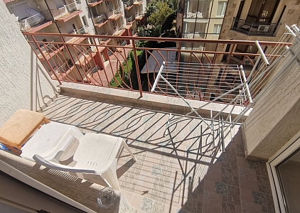 Дешевая трехкомнатная квартира рядом с пляжем. Photo 7