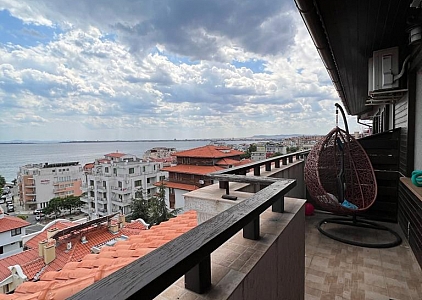 Spacious two-level apartment with a gorgeous view. Photo 11 Spacious two-level apartment with a gorgeous view. Photo 11