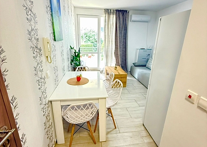 Apartament typu studio w elitarnym kompleksie z widokiem na morze. Zdjęcie 2