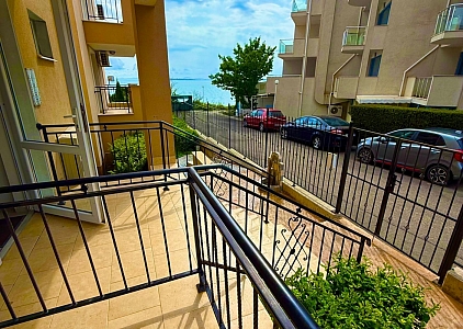 Apartament typu studio w elitarnym kompleksie z widokiem na morze. Zdjęcie 9