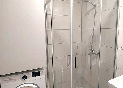 Новая  красивая квартира в отличном качественном комплексе . Фото 15