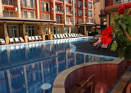 Продажа двухкомнатной квартиры у моря в Солнечном Береге. Foto 1