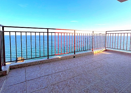 Apartment mit Panoramablick auf das Meer in der ersten Reihe. Foto 8 Apartment mit Panoramablick auf das Meer in der ersten Reihe. Foto 8