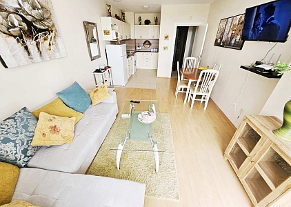 Pěkný byt s výbornou lokalitou. Foto 12