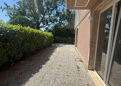 Dreizimmerwohnung mit riesiger Terrasse in einem Boutique-Komplex. Foto 6