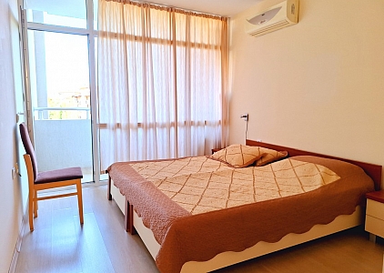 Třípokojový apartmán 10 minut chůze od moře. Foto 6