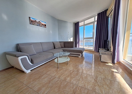 Квартира с панорамным видом на море на первой линии. Фото 12