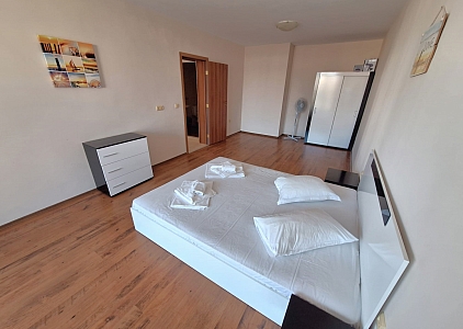 Трикімнатна квартира з шикарним видом на море на першій лінії. Фото 18