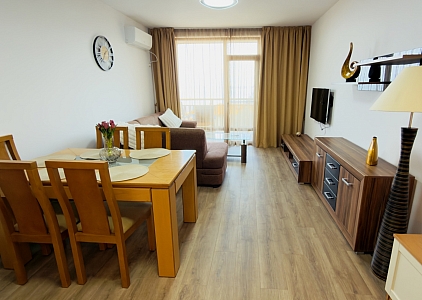 Große Wohnung mit Meerblick in erster Reihe. Foto 5
