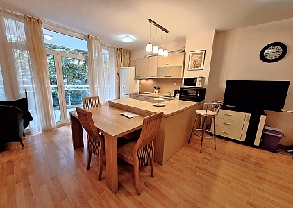 Large apartment with sea view on the first line. Photo 3 Large apartment with sea view on the first line. Photo 3