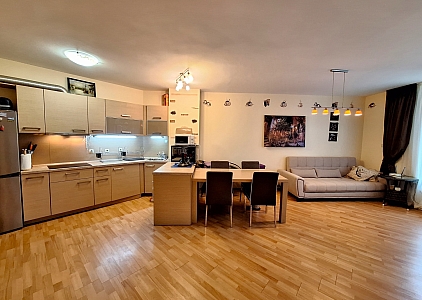 Apartment with sea view on the first line. Photo 1 Apartment with sea view on the first line. Photo 1