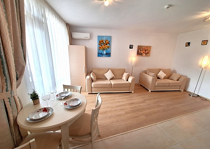 Красивая двухкомнатная квартира в 300 метрах от пляжа. Фото 9