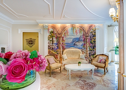 Geräumiges Studio mit Blick auf den Pool im SPA-Komplex. Foto 23