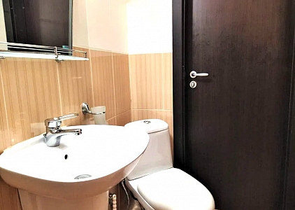 Prostorný třípokojový byt s verandou v nové čtvrti Nesebaru. Foto 11