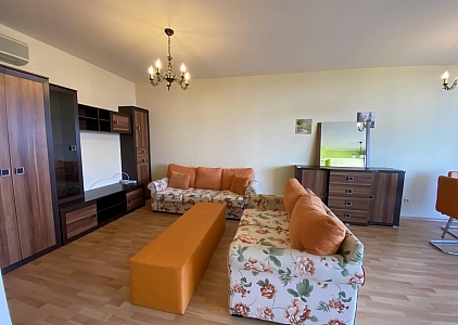 Three-room apartment with a sea view!. Photo 5 Three-room apartment with a sea view!. Photo 5