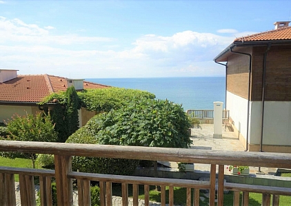 Apartment mit zwei Schlafzimmern und direktem Meerblick in der ersten Reihe. Foto 2