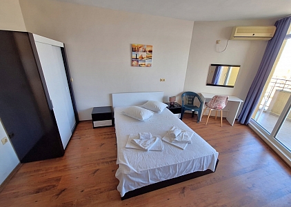 Трикімнатна квартира з шикарним видом на море на першій лінії. Фото 4