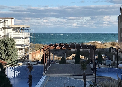 Трехкомнатная квартира на первой линии в Бутик Роуз Гарденс. Photo 11