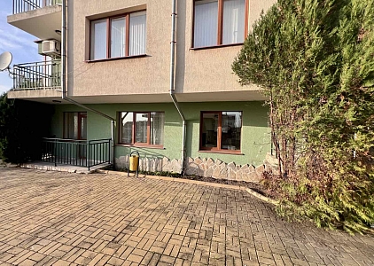 Dreizimmerwohnung im Komplex ohne Instandhaltungskosten. Foto 15