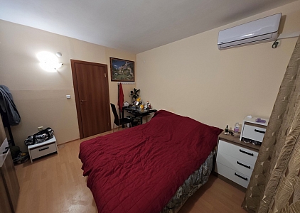 Velký dvoupokojový apartmán v pěší vzdálenosti od moře. Foto 5 Velký dvoupokojový apartmán v pěší vzdálenosti od moře. Foto 5