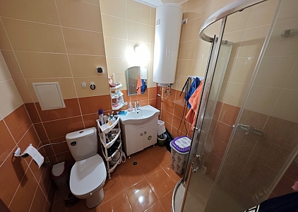 Velký dvoupokojový apartmán v pěší vzdálenosti od moře. Foto 9 Velký dvoupokojový apartmán v pěší vzdálenosti od moře. Foto 9