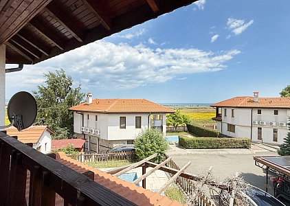 Großes Haus mit Pool in einer schönen Anlage. Foto 14