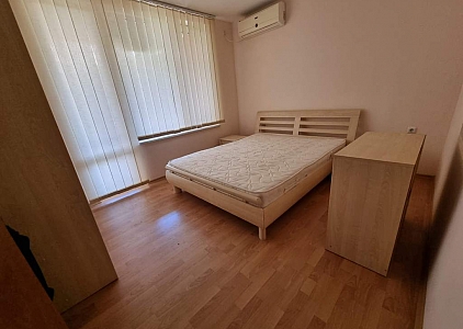 Apartment mit zwei Schlafzimmern und seitlichem Meerblick in der ersten Reihe in Sveti Vlas. Foto 4 Apartment mit zwei Schlafzimmern und seitlichem Meerblick in der ersten Reihe in Sveti Vlas. Foto 4