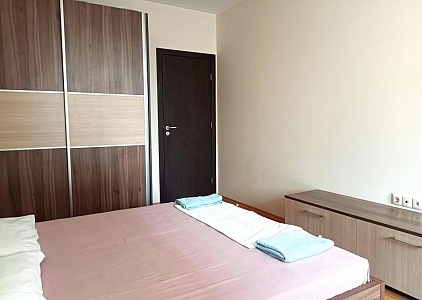 Prostorný třípokojový byt s verandou v nové čtvrti Nesebaru. Foto 14