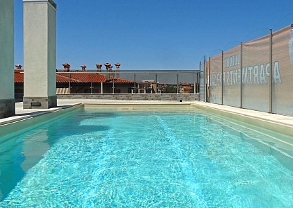 Apartment with side sea view in a quality complex in the center of St. Vlas. Photo 9