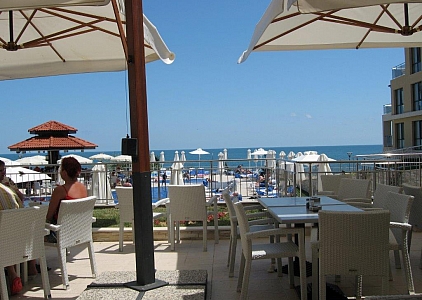 Квартира на первой линии моря в Бяла Бич Резорт. Zdjęcie 10