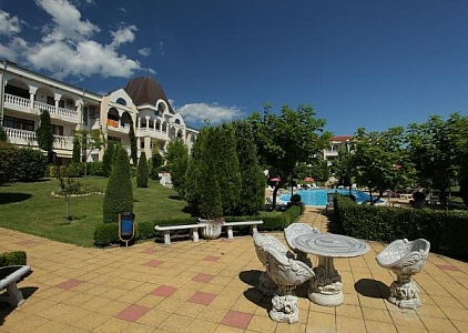 Three-room apartment with a huge terrace 100 meters from the sea. Photo 25 Three-room apartment with a huge terrace 100 meters from the sea. Photo 25