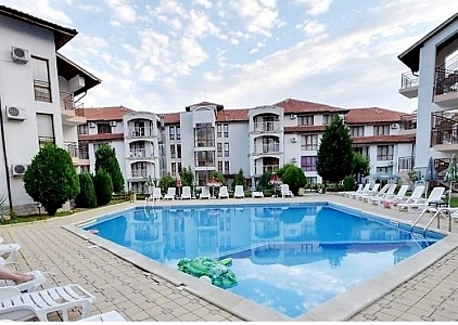 Vynikající apartmán s výhledem na moře a parkováním v centru Sveti Vlas. Foto 5