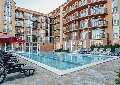 Piękny apartament z oddzielną sypialnią na wybrzeżu. Zdjęcie 1 Piękny apartament z oddzielną sypialnią na wybrzeżu. Zdjęcie 1