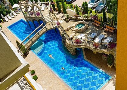 Роскошный трехкомнатный апартамент в центральной части Солнечного берега. Фото 19 Роскошный трехкомнатный апартамент в центральной части Солнечного берега. Фото 19