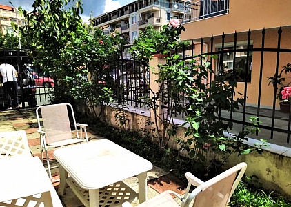 Prostorný třípokojový byt s verandou v nové čtvrti Nesebaru. Foto 16