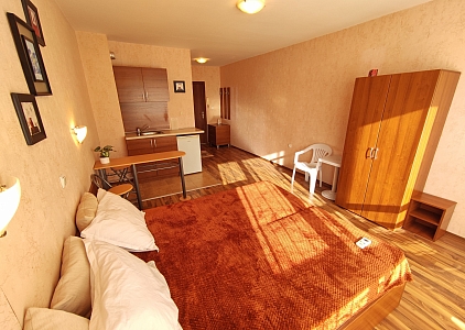 Studio overlooking the pool 250 meters from the sea. Photo 1 Studio overlooking the pool 250 meters from the sea. Photo 1