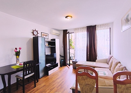 Three-room apartment in a family complex. Photo 1