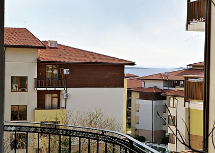 Меблированная двухкомнатная квартира на первой линии. Foto 7