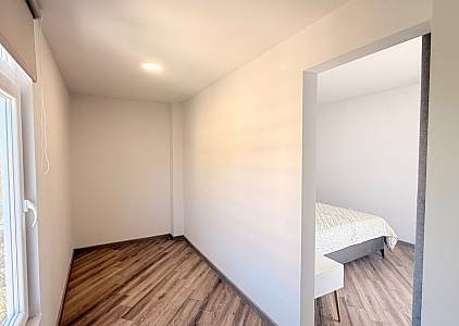 Luksusowy nowy apartament z widokiem na morze w pierwszej linii. Zdjęcie 16