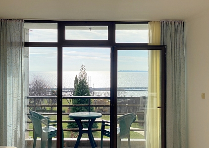  Двухкомнатная квартира с самостоятельным входом в красивом комплексе на первой линии. Photo 7