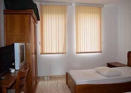 Просторная квартира с двумя ванными и личным двориком!. Фото 20